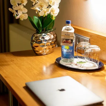 Plaza Ξενοδοχείο Χαϊλμπρόν