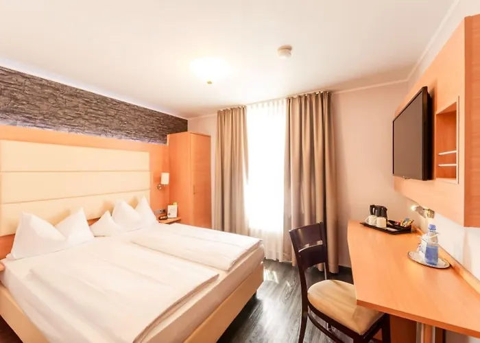 Plaza Ξενοδοχείο Χαϊλμπρόν