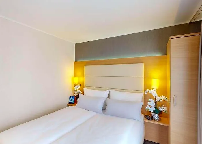 Plaza Χαϊλμπρόν